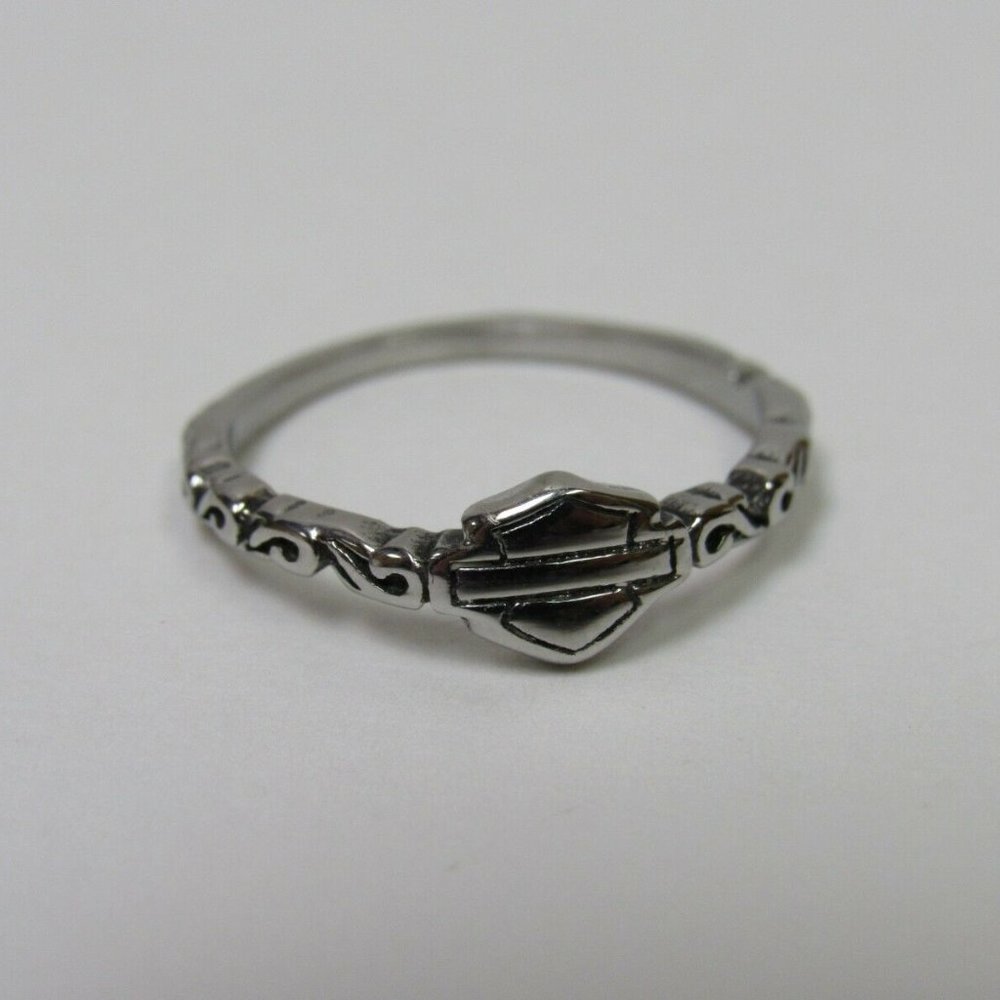 Harley Davidson Women's Size 8 Biker Ring!